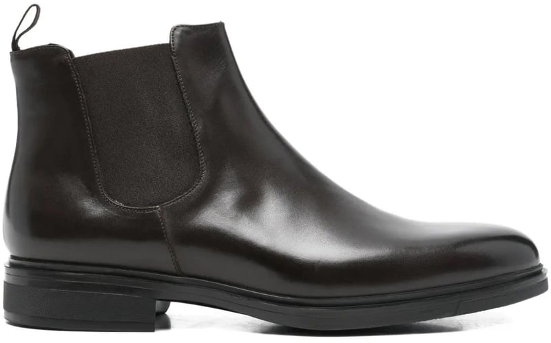 boots brown leather