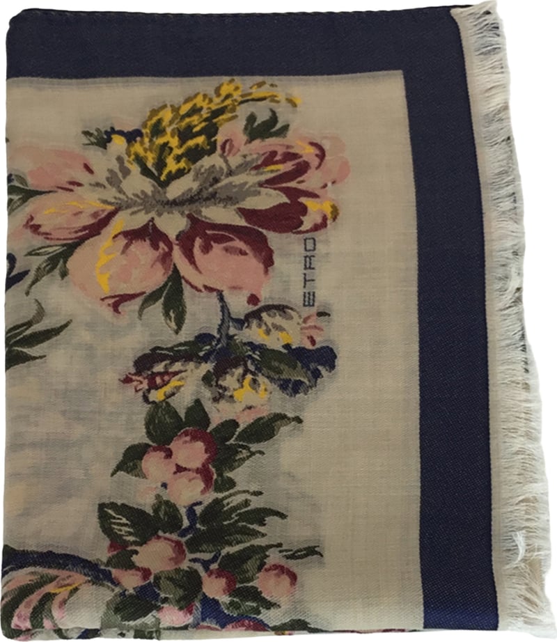 Wool and silk scarf with floral pattern