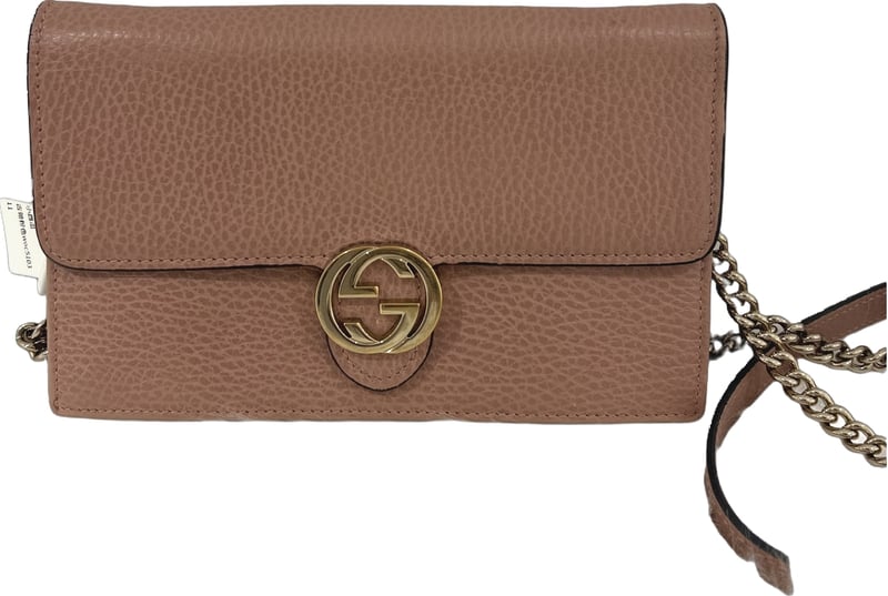 Gucci Interlocking Wallet on Chain Leather Medium