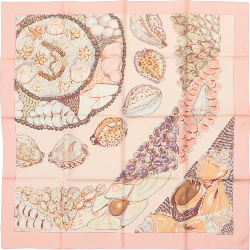 Hermès Carré 90 "Rocaille shells" Silk handkerchief in Pink
