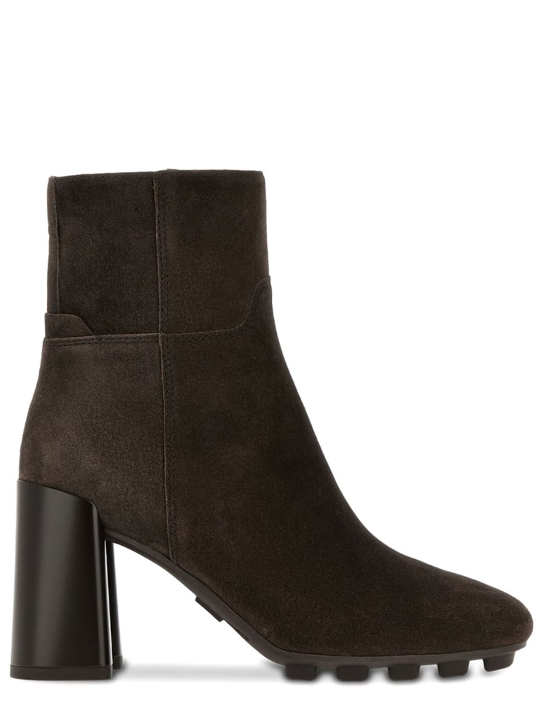 Ankle Boots with Rounded Toe and Side Zipper Closure