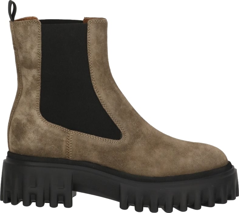 Boots Brown