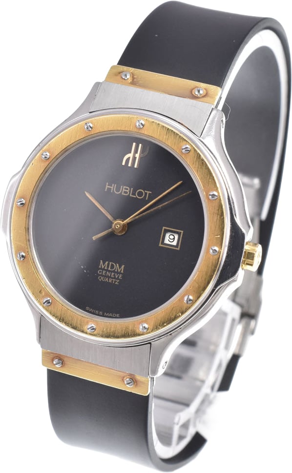 Hublot Classic MDM Quartz Stainless Steel and Rubber with Diamond Bezel, Markers and Strap Detail 32