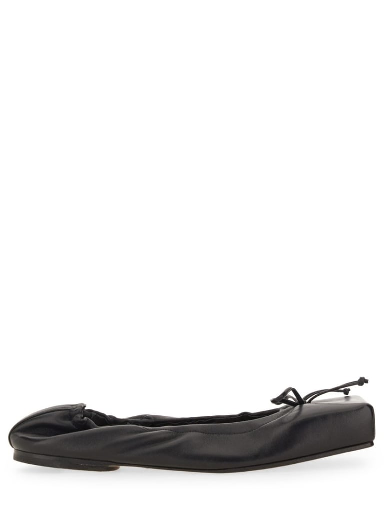 Black Square-Toe Shoes With Gathered Upper