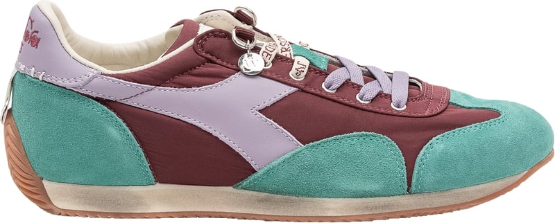 Sneaker con Dettagli Sovrapposti