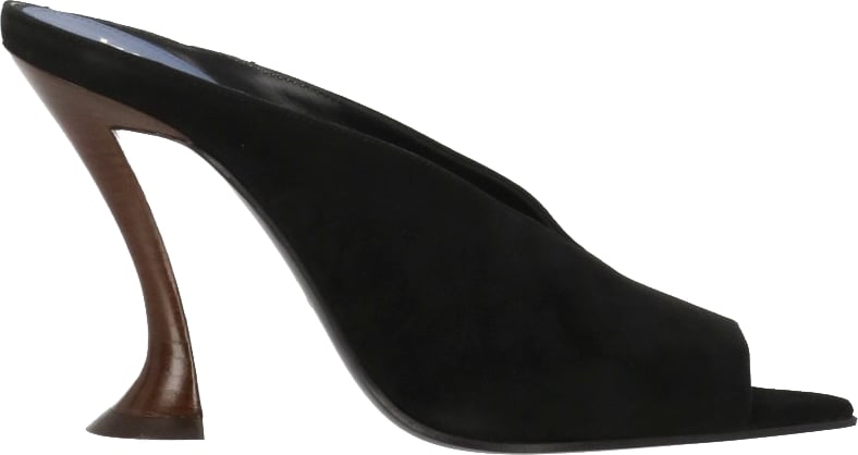 With Heel Black