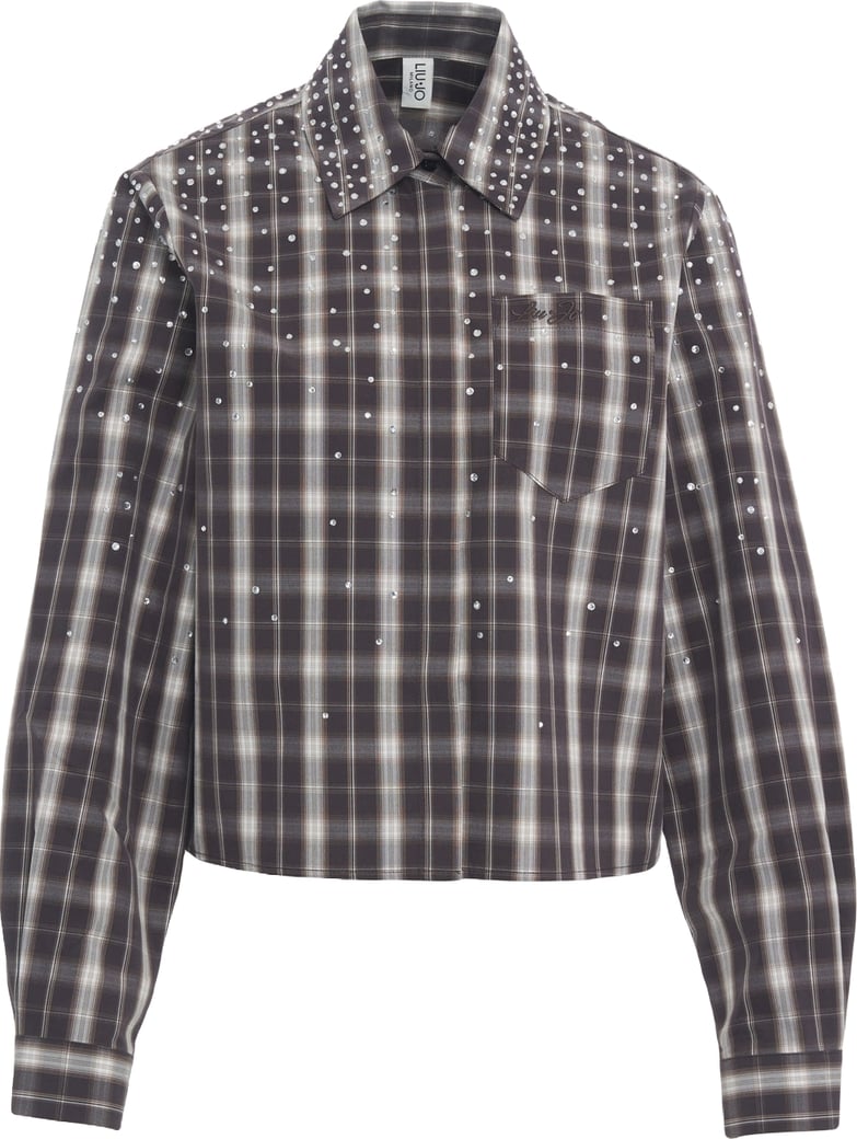 Shirt with rhinestone application
