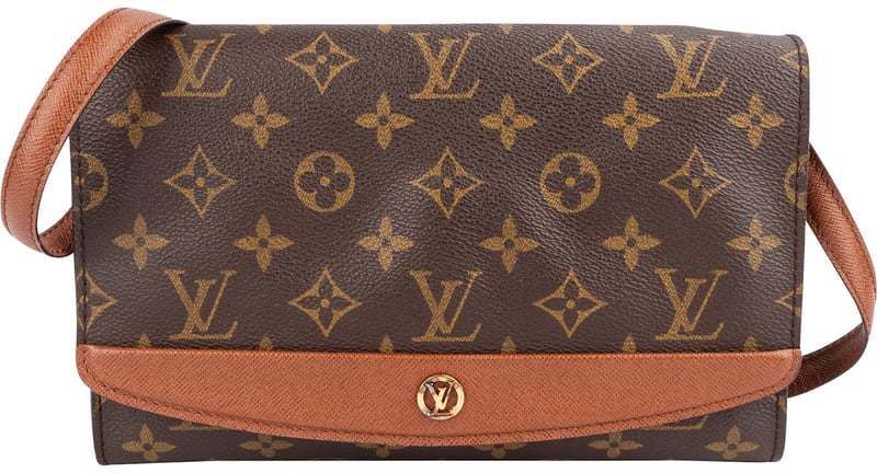 Louis Vuitton Monogram Canvas Pochette Bordeaux Crossbody Bag