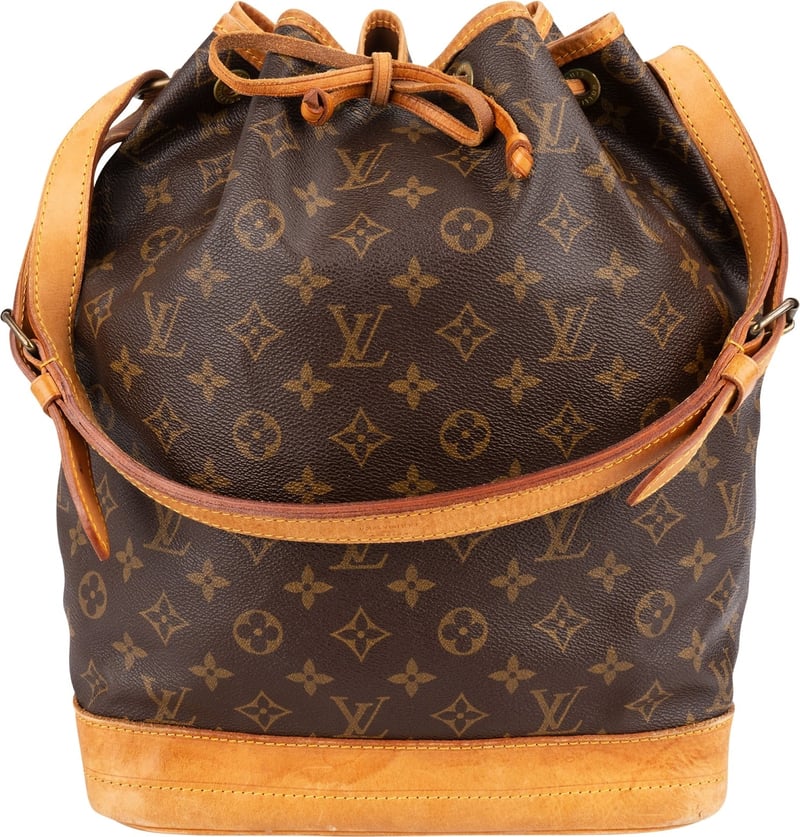 Louis Vuitton Monogram Canvas Sac Noé Grande Shoulder Bag