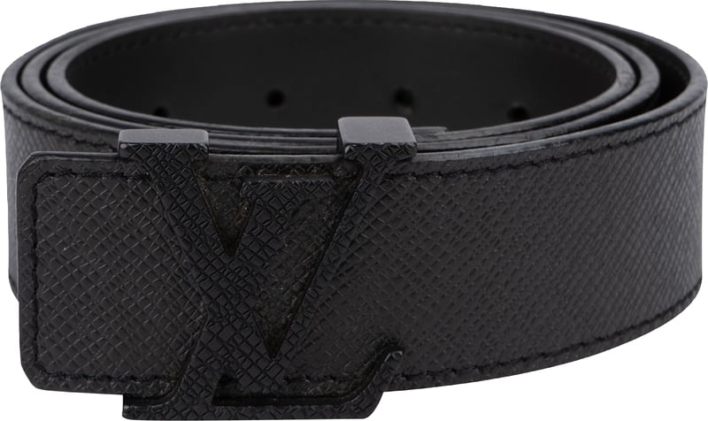 Louis Vuitton Black Taiga Leather LV Initiales Belt (85 / 34) M0001