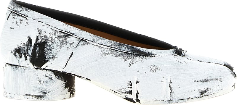 Black Split-Toe Textured Leather Flats