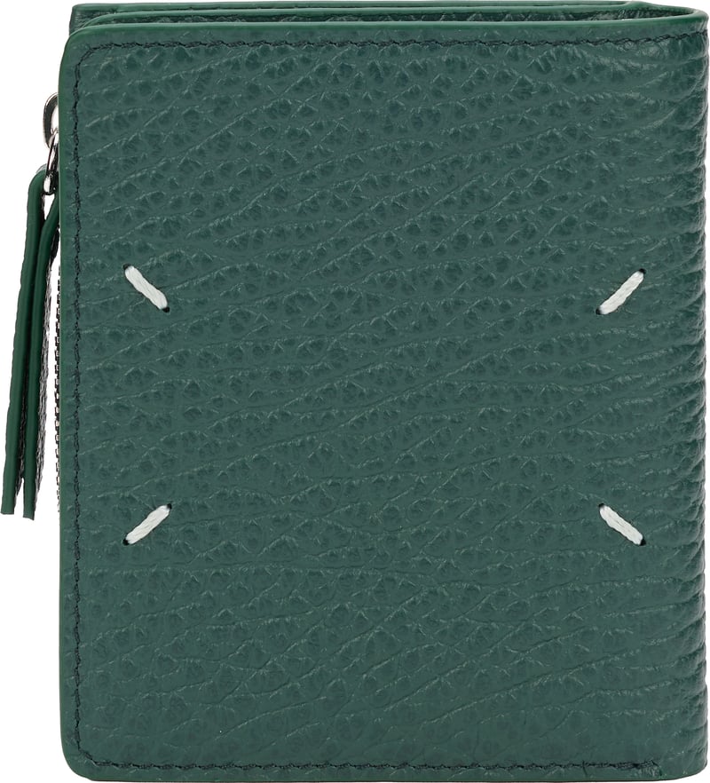 Wallet with zipper