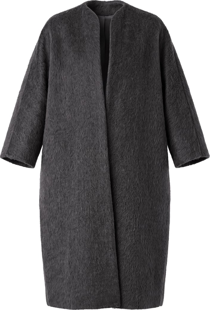 Coat made of camel wool and mohair
