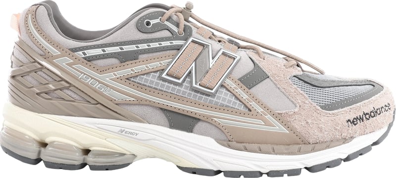 New Balance x N.HOOLYWOOD Leather x Fabric Sneakers in Gray x Brown M1906NIH