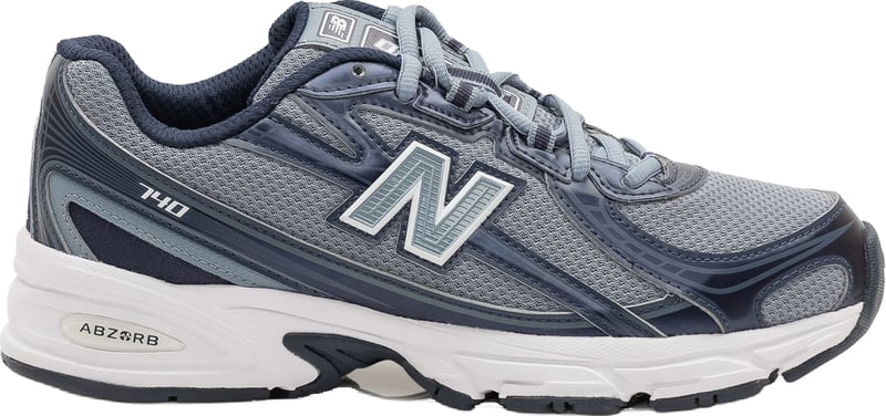 Sneakers 740