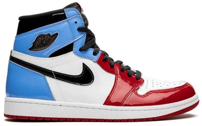 Jordan 1 Retro High Fearless UNC Chicago