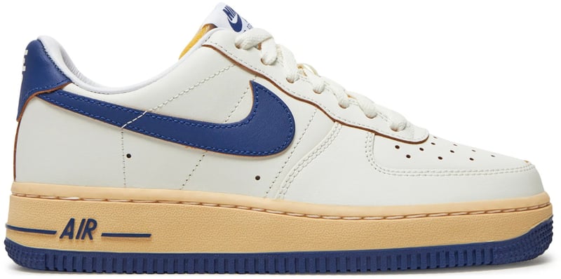 Air Force 1 '07 Sneakers