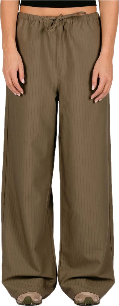 trouser drapey chocolate chip