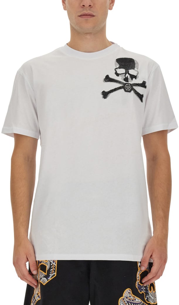 T-SHIRT WITH LOGO