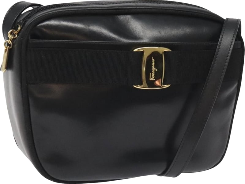 Salvatore Ferragamo Vara Bow Camera Leather