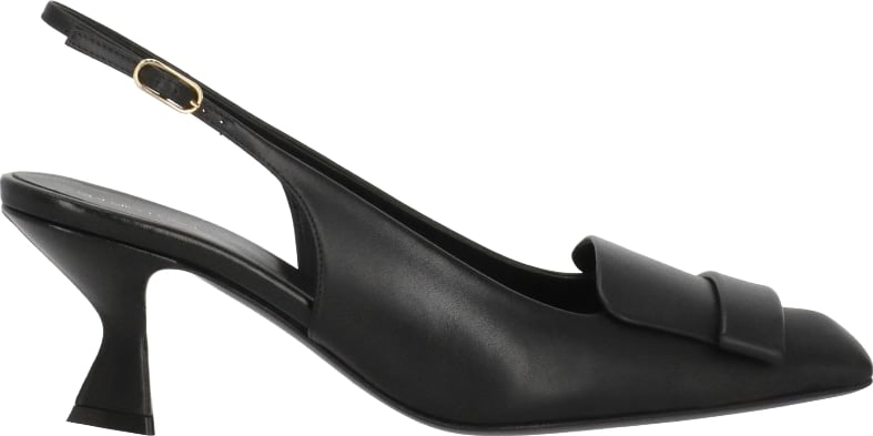 With Heel Black